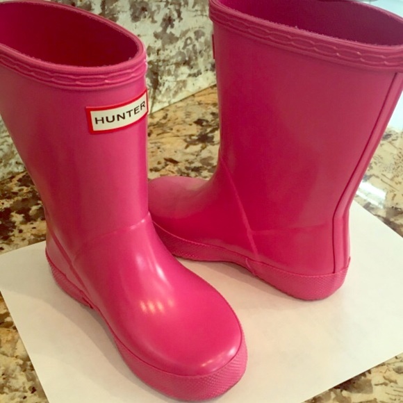 hot pink hunter rain boots